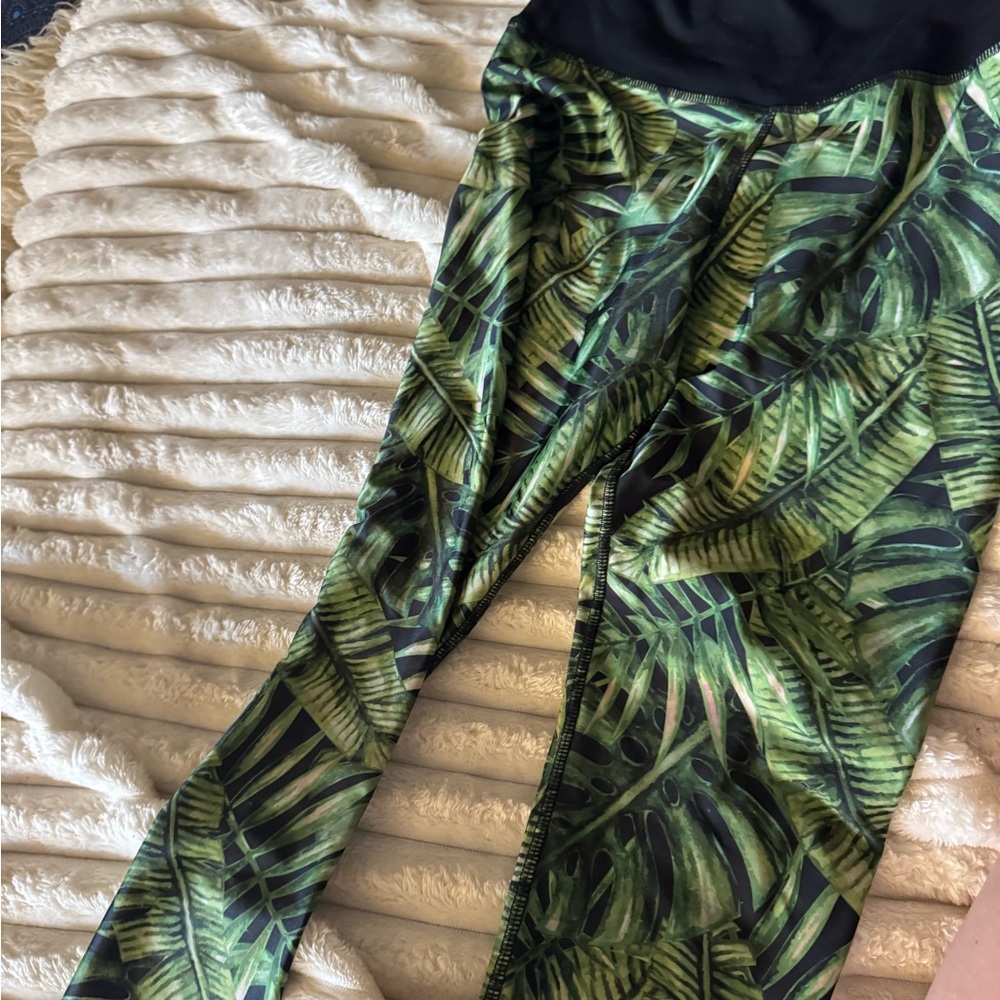 Tropical Leaf Print Leggings